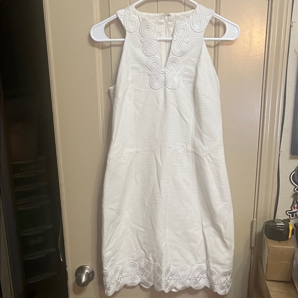 Trina Turk Dresses & Skirts - Trina Turk Chic Cream Dress